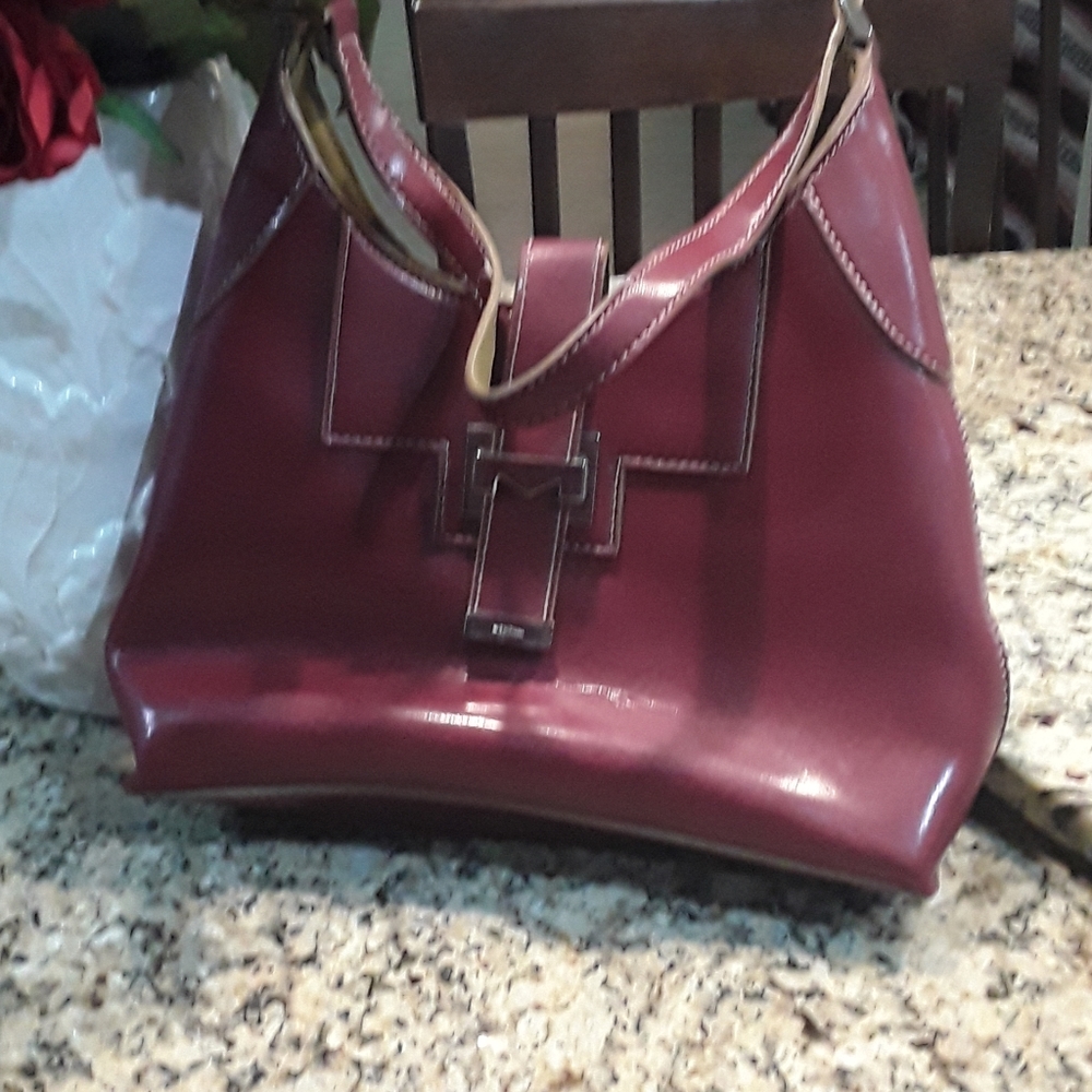 Mondani new York purse